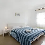 Cozy With Shared Pool