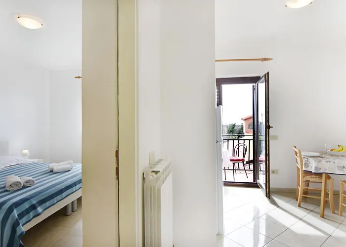 Cozy With Shared Pool *