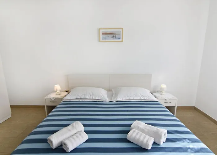 Cozy With Shared Pool